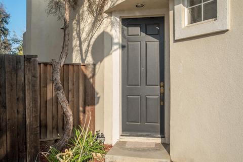681 Alexandra Dr, Tracy, CA 95304 photo 2