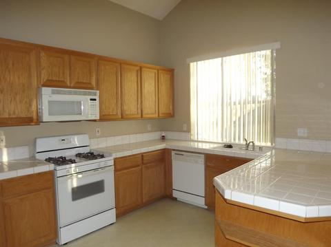 1414 Port St, Manteca, CA 95336 photo 9
