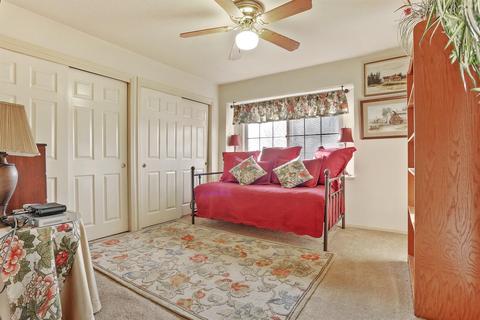 3220 Lakeshore Ct, Modesto, CA 95355 photo 29