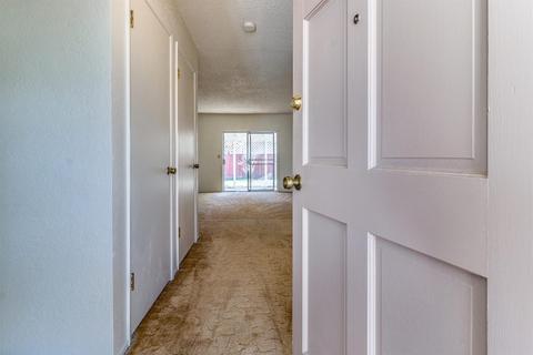 1020 Ruby Pl, Manteca, CA 95336 photo 6