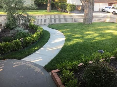923 Helms Ln, Modesto, CA 95350 photo 2