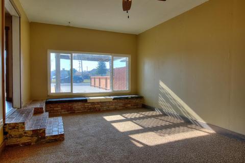 2560 Mcelvaney Ave, Merced, CA 95341 photo 16