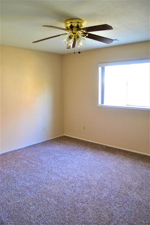 2205 Ridgeway Dr, Ceres, CA 95307 photo 17