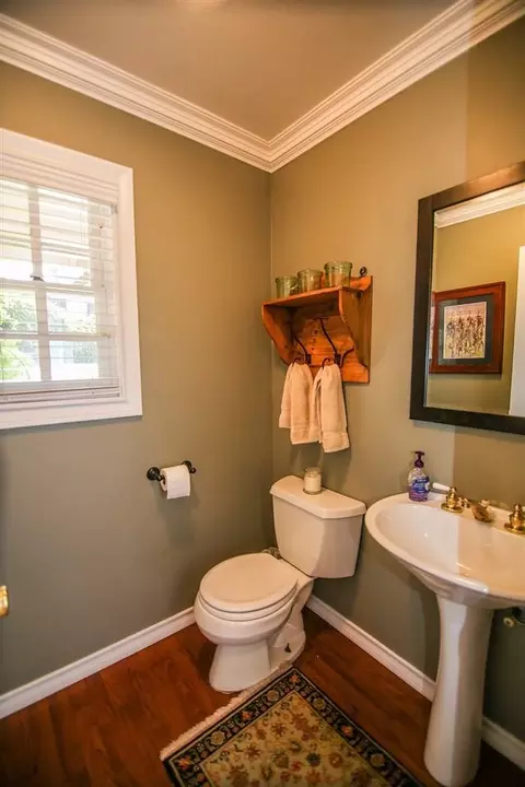 91 Fullen St, Sutter Creek, CA 95685 photo 2