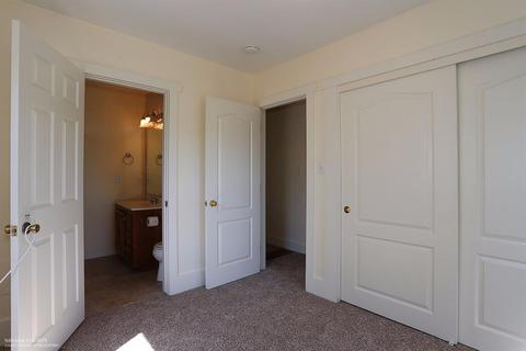 124 Eureka St, Grass Valley, CA 95945 photo 13