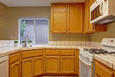 111 Grantham Ct, Folsom, CA 95630 photo 15