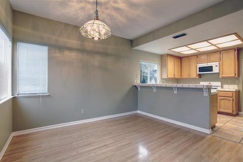 111 Grantham Ct, Folsom, CA 95630 photo 11