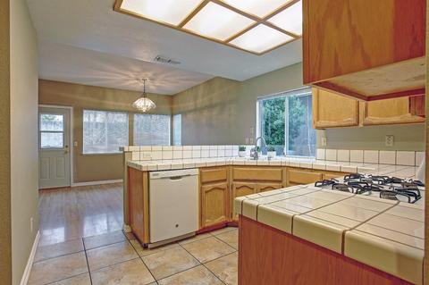 111 Grantham Ct, Folsom, CA 95630 photo 13