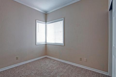 111 Grantham Ct, Folsom, CA 95630 photo 29