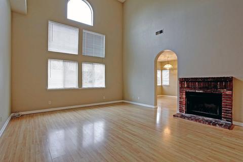 111 Grantham Ct, Folsom, CA 95630 photo 8