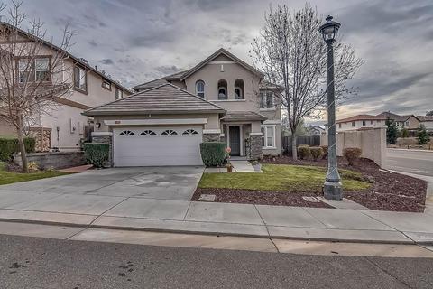 8978 Sand Trap Ct, Patterson, CA 95363 photo 3