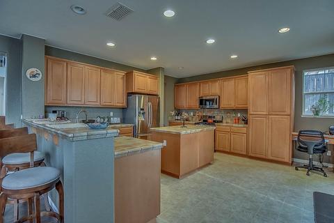 8978 Sand Trap Ct, Patterson, CA 95363 photo 11
