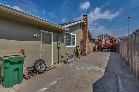 2102 Alpine Dr, Lodi, CA 95240 photo 24