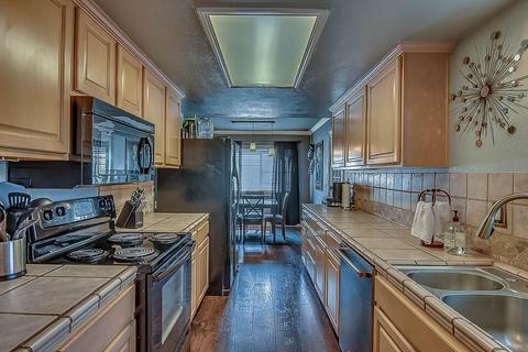 2102 Alpine Dr, Lodi, CA 95240 photo 9