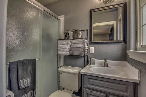 2102 Alpine Dr, Lodi, CA 95240 photo 16