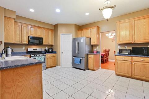 940 Onyx Ave, Lathrop, CA 95330 photo 8