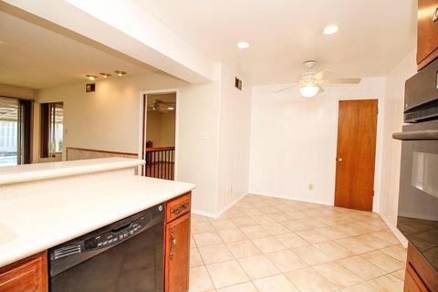 6400 Belgrove Way, Carmichael, CA 95608 photo 8