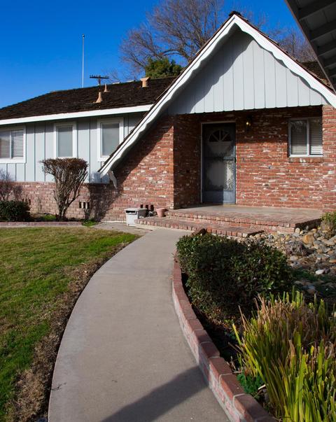 1213 Durant St, Modesto, CA 95350 photo 2