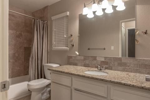 329 E Union Ave, Modesto, CA 95356 photo 16