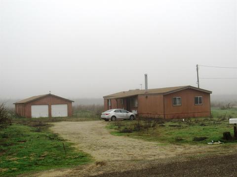5667 E Grayson Rd, Hughson, CA 95326 photo 1