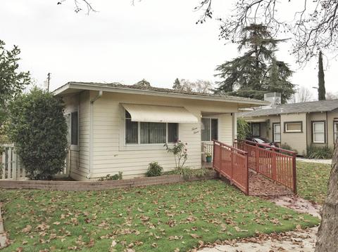 1111 Myrtle St, Turlock, CA 95380 photo 2
