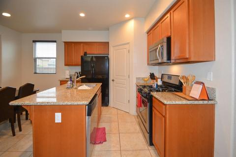 365 Victorian Trl, Lathrop, CA 95330 photo 7