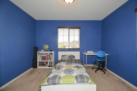 365 Victorian Trl, Lathrop, CA 95330 photo 20