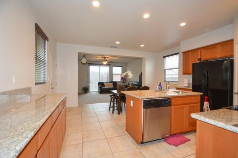 365 Victorian Trl, Lathrop, CA 95330 photo 8