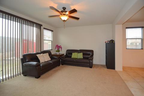 365 Victorian Trl, Lathrop, CA 95330 photo 4