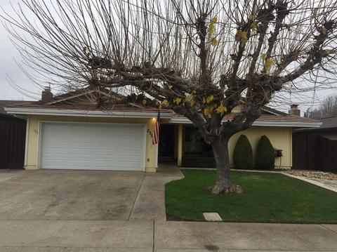2337 Tejon St, Lodi, CA 95242 photo 1