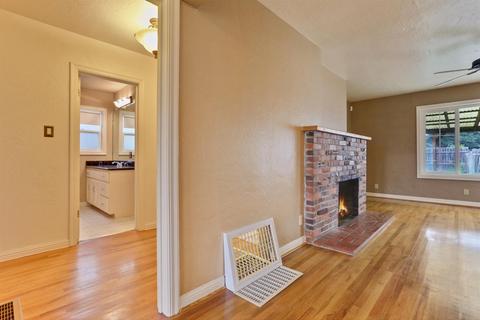 708 Howard St, Lodi, CA 95242 photo 11