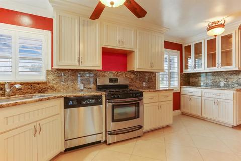708 Howard St, Lodi, CA 95242 photo 6