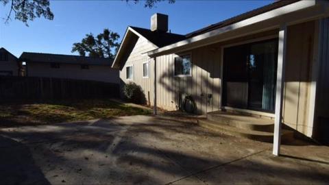 138 Gordon Pl, Jackson, CA 95642 photo 2
