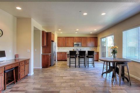 1597 Kyle Dayton Dr, Tracy, CA 95376 photo 12
