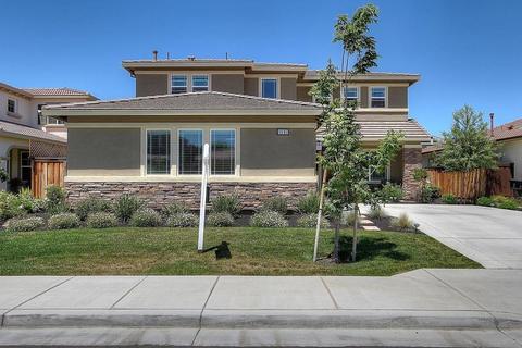 1597 Kyle Dayton Dr, Tracy, CA 95376 photo 2