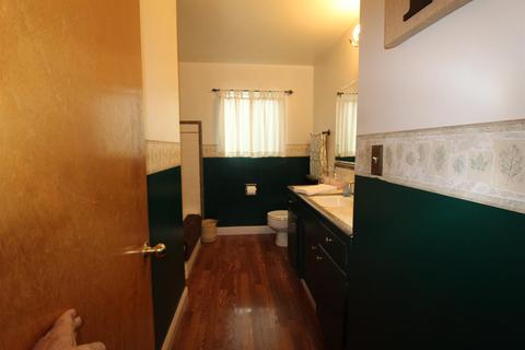 1006 Mount Vernon Dr, Modesto, CA 95350 photo 11