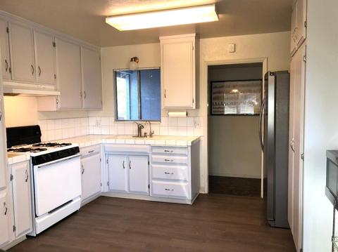 3030 Cabrillo Dr, Tracy, CA 95376 photo 2