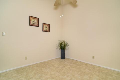 5709 Ivytown Ln, Carmichael, CA 95608 photo 11