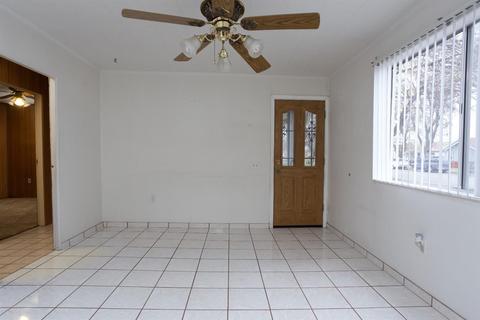 455 2nd St, Gustine, CA 95322 photo 4