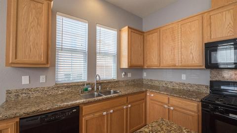 9325 Vintner Cir, Patterson, CA 95363 photo 8