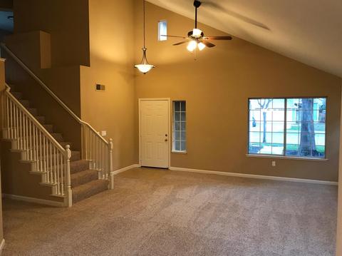 1575 Locust Dr, Tracy, CA 95376 photo 3