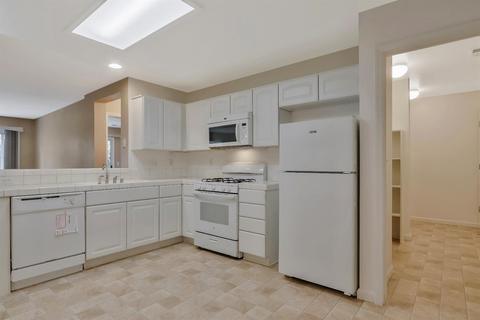 157 James W Smith Dr, Tracy, CA 95377 photo 6