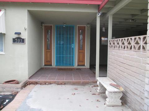 703 Pine St, Manteca, CA 95336 photo 2