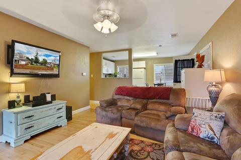 524 N Ham Ln, Lodi, CA 95242 photo 9