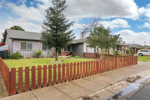 524 N Ham Ln, Lodi, CA 95242 photo 4