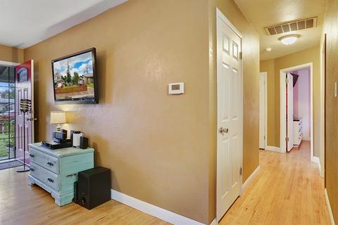 524 N Ham Ln, Lodi, CA 95242 photo 15