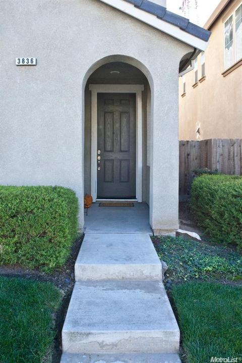 3836 Ruffed Grouse Ln, Modesto, CA 95355 photo 2