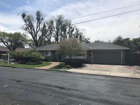 128 Grove Ave, Modesto, CA 95354 photo 1