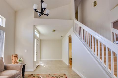 1727 Hearthstone Ln, Manteca, CA 95336 photo 5