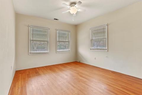 904 N Loma Dr, Lodi, CA 95242 photo 18